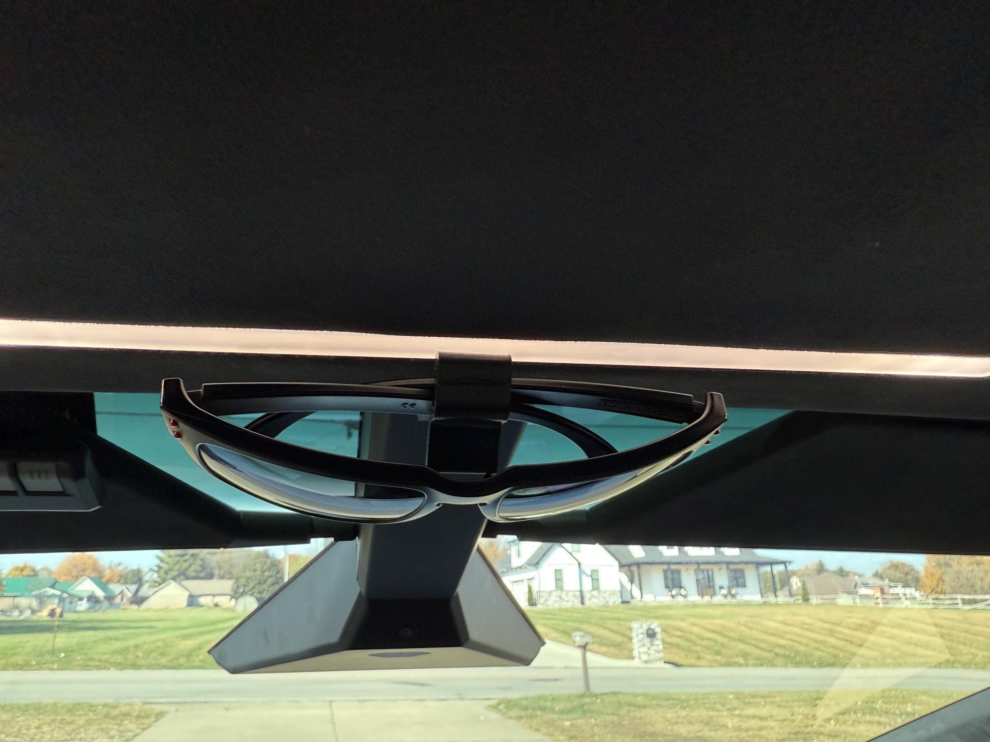 Tesla Cybertruck Sunglasses Holder