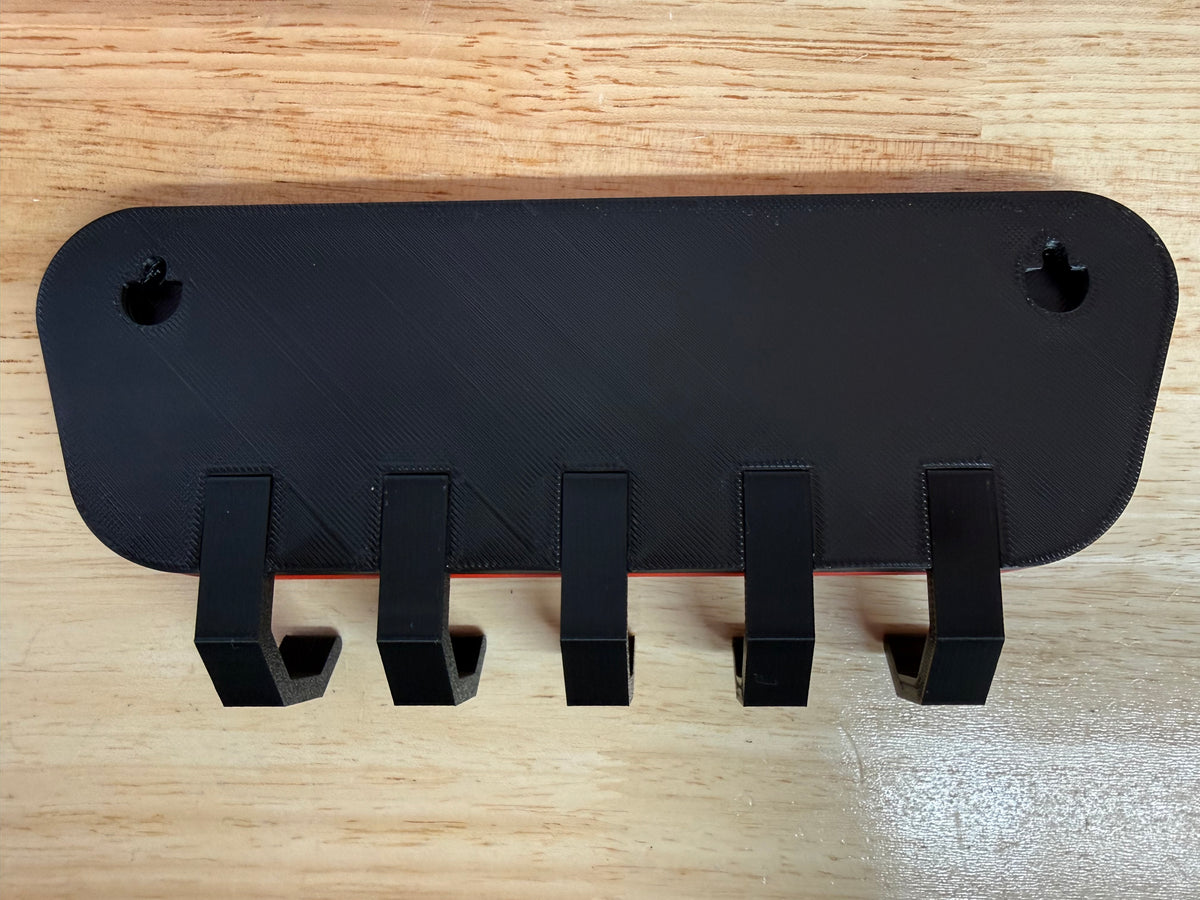The Key Wrangler - Key Hanger Wall Mount for Jeep | 7 Slot Grille Key Rack & Matching Keychain | Wrangler Gift for Jeep Lovers